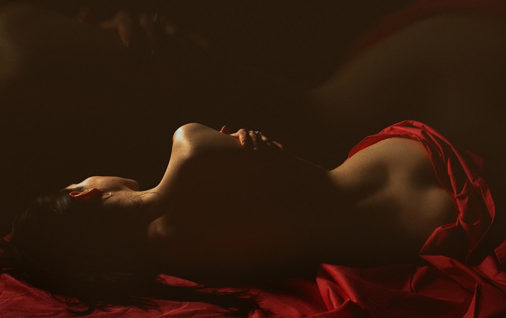 Writing Female Desire: Why Sex Matters in The Essence of the Equinox